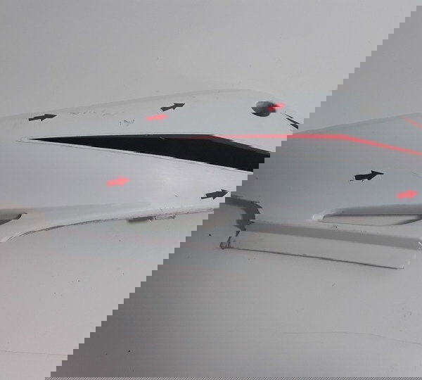 Carenagem Lateral Esq Honda Bros 150 09/14 (detalhe) 14381 Branco