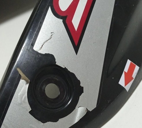 Carenagem Aba Lateral Esq Honda Bros 06/07 Orig Avaria 15047 Preto