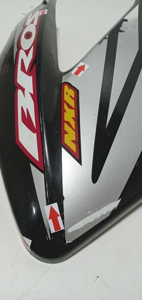 Carenagem Aba Lateral Esq Honda Bros 06/07 Orig Avaria 15047