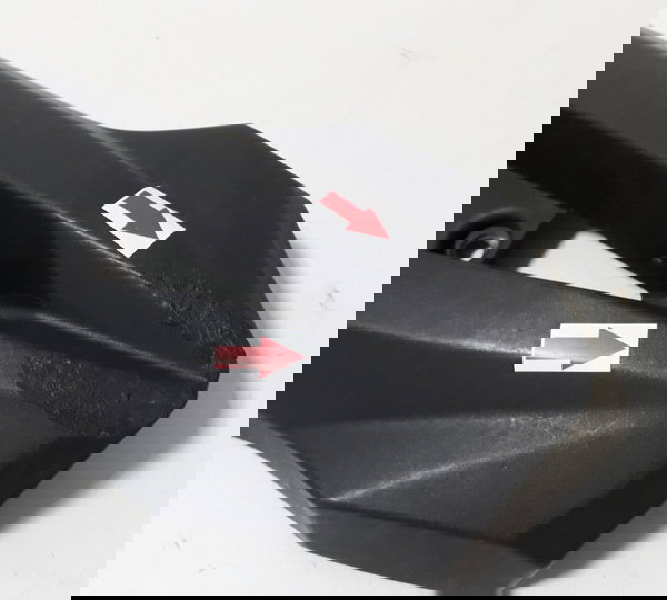 Carenagem Lateral Chassi Z800 13/17 L/d Orig Detalhe 46323 Preto