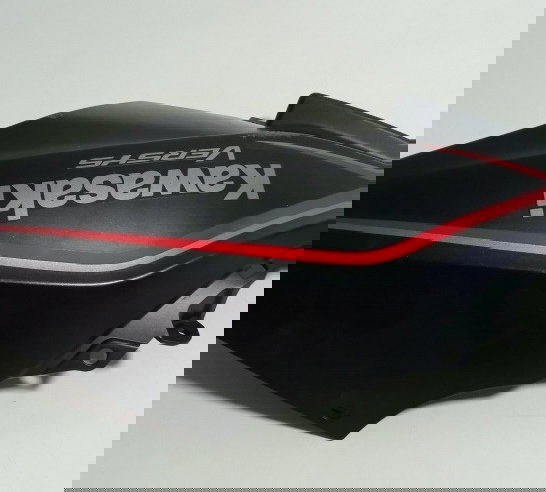 Carenagem Aba Lateral Esq. Versys 650 16/19 Original 10533 Preto Fosco