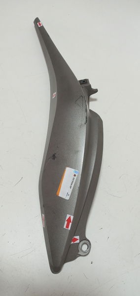 Carenagem Rabeta Dir Cb 600f Hornet 08/11 Orig Avaria 21051