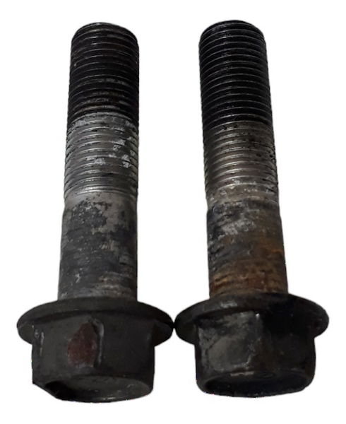 Parafuso Suporte Pedaleira Dianteira Xre 300 11/11 Ori 46771