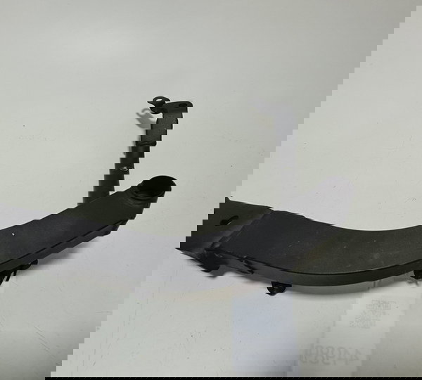 Suporte Alça Direita Motor Kawasaski Versys 100 15 18 44989  Preto