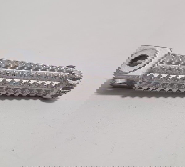 Pedaleira Dianteira Dir Yamaha R1 07/08 Orig Descrição 43128