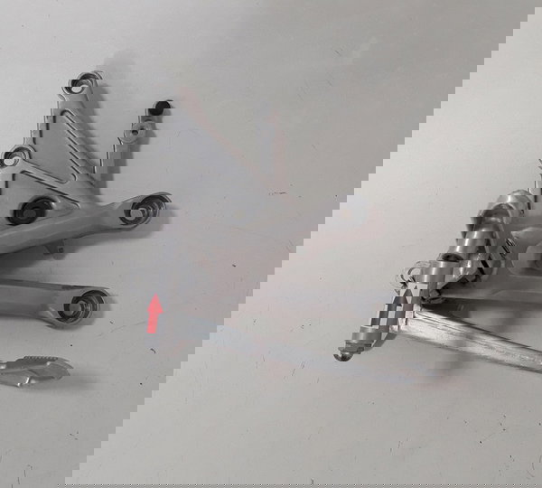 Bacalhau Dianteiro Honda Cbr 1000 Rr 05/07 L/d Orig 43058