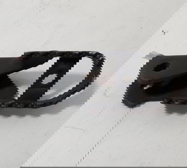 Pedaleira Dianteira Honda Bros 160 L/d Orig 43050