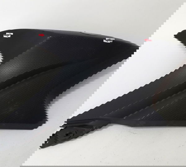 Carenagem Aba Tanque Dir Yamaha Factor 150 Descrição 41823  Preto