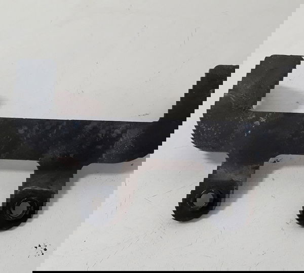 Suporte Paralama Traseiro Honda Xre 300 16/16 Orig 42718 Preto