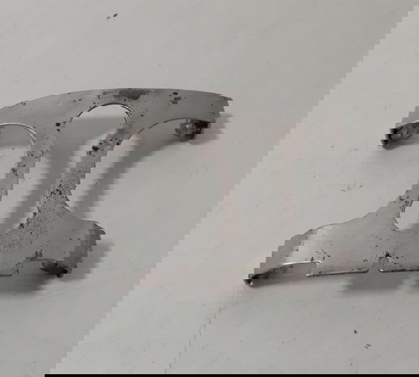 Suporte Paralama Dianteiro Cg 160 17/23 Orig 42444 Prateado