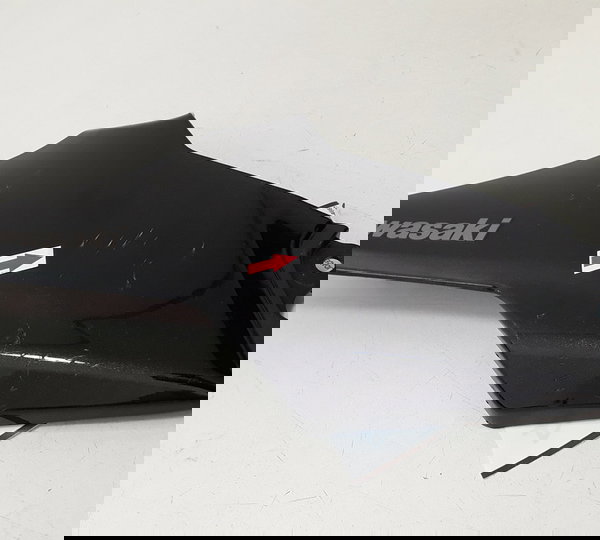 Carenagem Direita Banco Kawasaki Z900 2022 Ori 42032 Preto