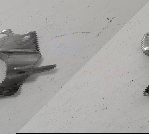 Suporte Pedaleira Traseira Yamaha Neo 125 L/e Orig 41963