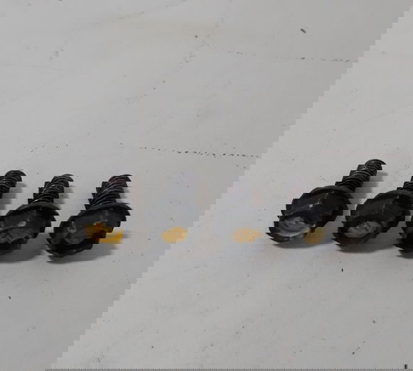 Parafuso Boia Combustivel Er6-n 10/11 Orig 36392