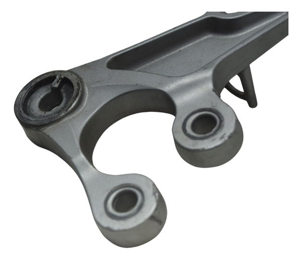 Suporte Pedaleira Diant Direita Suzuki Gsx-r Srad 1000 11-16 Prateado