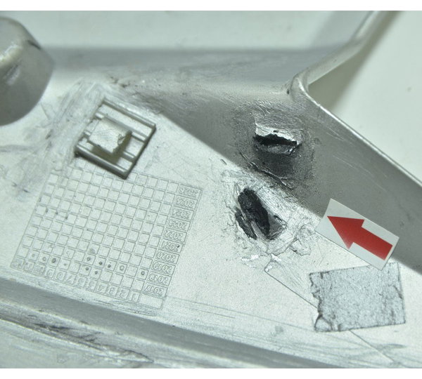 Carenagem Lateral Esq C/ Avaria Triumph Tiger 800 Xrx 13-18 Preto