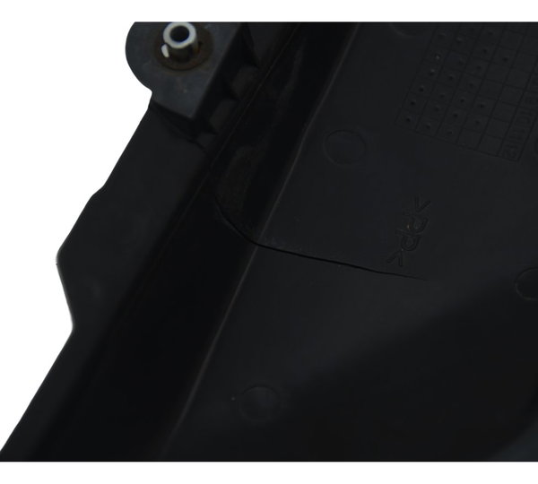 Acabamento Rabeta Dir C/ Avaria Yamaha Nmax 160 17-20 Orig