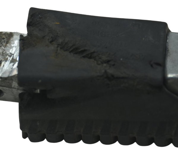 Pedaleira Traseira Direita C/avaria Bmw R 1250 Gs 19-24 Orig