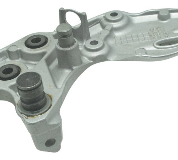 Suporte Pedaleira Diant Dir Suzuki Gsx-r 1300 Hayabusa 09-19