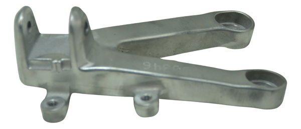 Suporte Pedaleira Dianteira Dir Honda Cbr 600 Rr 07-14 Orig