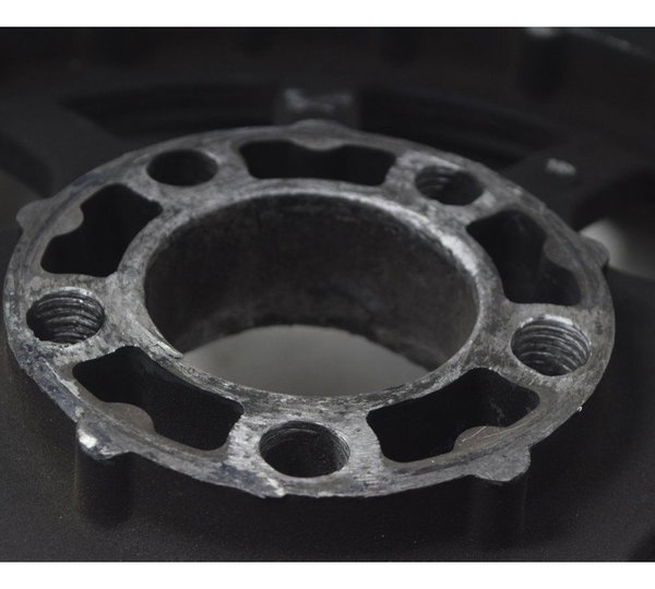 Polia Traseira C/ Detalhes Harley Softail Fat Boy 12-15 Orig