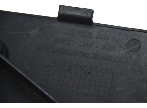 Tampa Caixa Ferramenta Honda Xre 300 09-18 Original