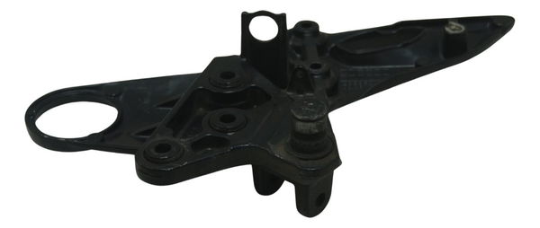 Suporte Pedaleira Dianteira Dir Suzuki Gsx 1300 B King 09-16 Preto