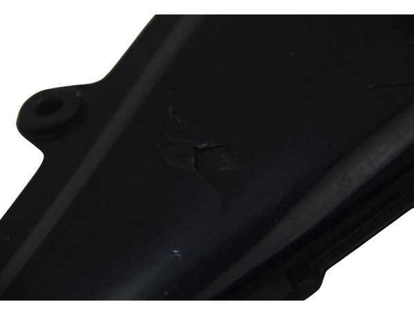 Tampa Tanque Esq C/ Avaria Suzuki Gsx 1300 B King 09-16 Orig Preto