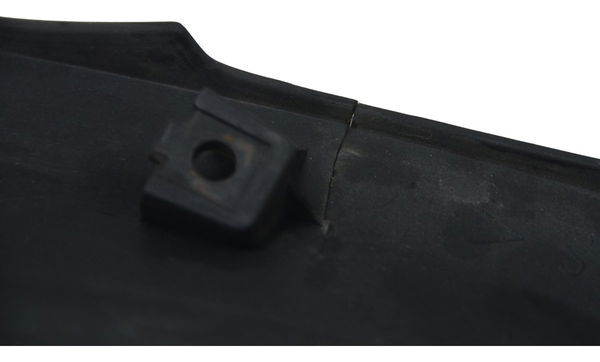 Tampa Lateral Esquerda C/ Avaria Yamaha Mt 03 16-19 Original Preto