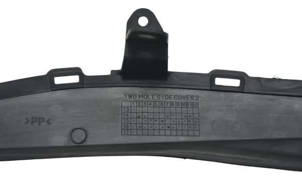 Carenagem Inferior Rabeta Direita Yamaha Mt 03 16-19 Orig