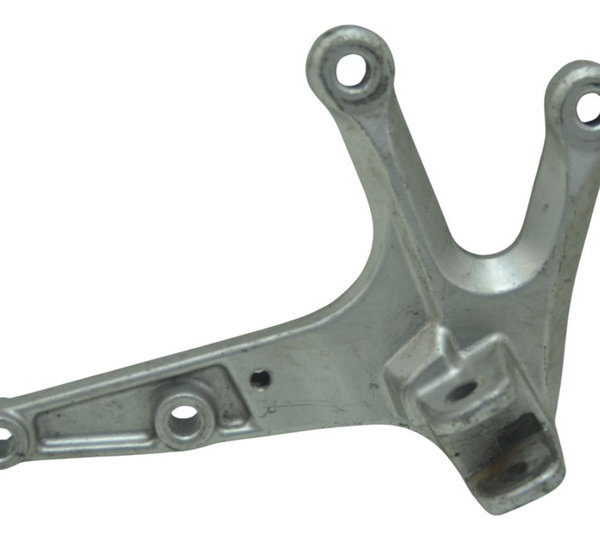 Suporte Pedaleira Dianteira Direita Yamaha Mt 03 16-19 Orig