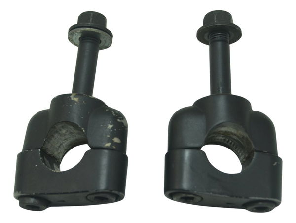 Par Riser Guidão Yamaha Mt 03 16-19 Original Preto Par Riser Guidão Yamaha Mt 03 16-19 Original Preto