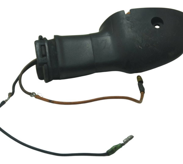 Pisca Dianteiro Esquerdo S/ Lente Yamaha Mt 03 16-19 Orig Esquerdo Preto