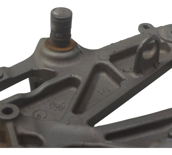 Suporte Pedaleira Direita Honda Cb 600f Hornet 08-11 Orig Preto