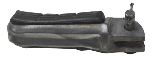 Pedaleira Dianteira Dir C/ Avaria Honda Cb 600f Hornet 08-11