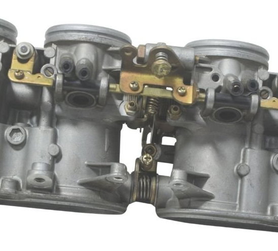 Carcaça Corpo Injeção Yamaha Yzf R1 04-06 Original