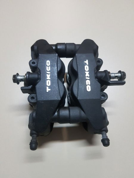 Par Pinça Freio Dianteiro Gsxr 1300 Hayabusa 08/15 Original