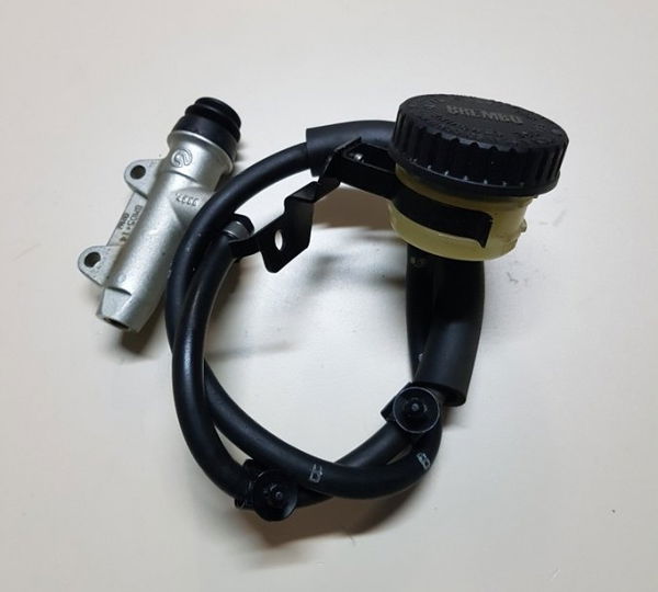 Cilindro Freio Traseiro Bmw K 1300 Gt 09/10 Original