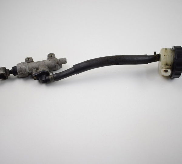 Cilindro Freio Traseiro Burrinho Cbr 900rr 96/97/98/99 Orig.