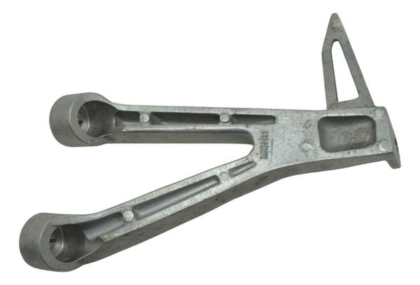 Suporte Pedaleira Tras Dir Honda Cb 650 R 20-24 Original