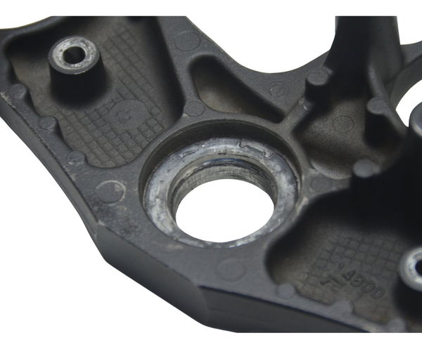 Mesa Superior Yamaha Yzf R1 09-15 Original Mesa Superior Yamaha Yzf R1 09-15 Original