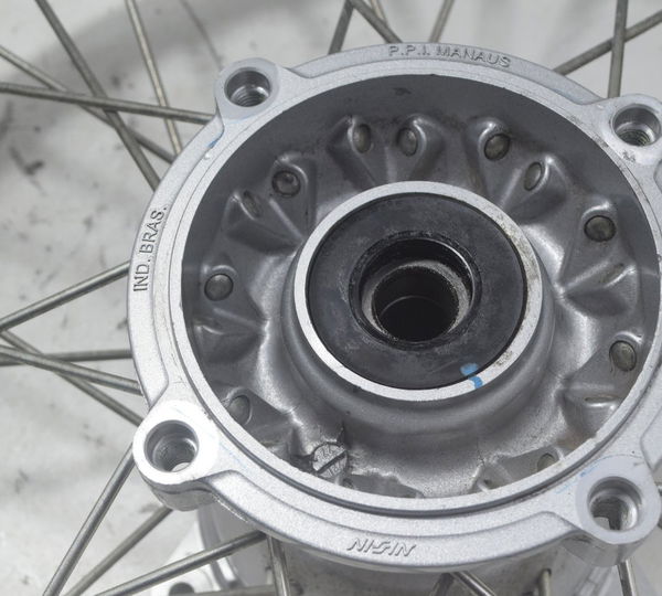 Roda Traseira C/ Detalhes Honda Xre 190 19-24 Original