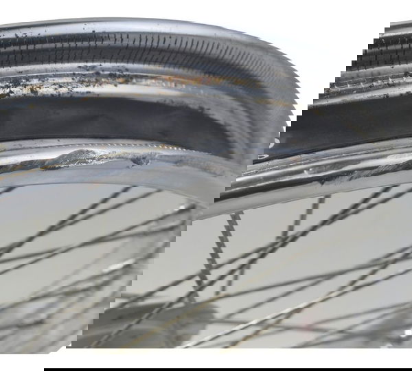 Roda Dianteira C/ Detalhes Honda Xre 190 19-24 Original