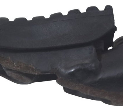 Pedaleira Dianteira Dir C/ Avaria Honda Xre 190 19-24 Orig