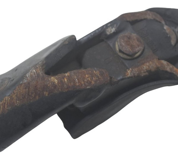 Pedaleira Dianteira Dir C/ Avaria Honda Xre 190 19-24 Orig