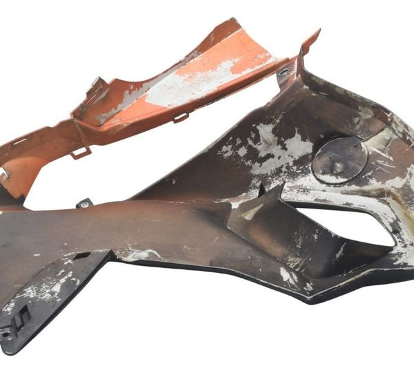 Carenagem Lateral Esq C/avaria Bmw F800 Gs 09-12 Original