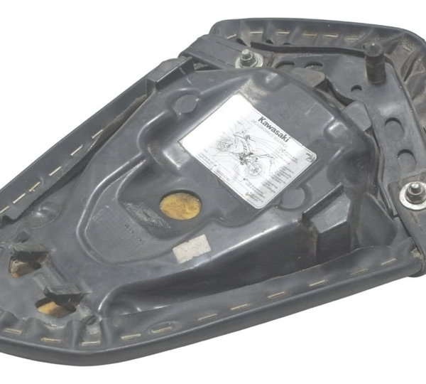 Banco Traseiro C/avaria Kawasaki Ninja 300 13-18 Original Preto