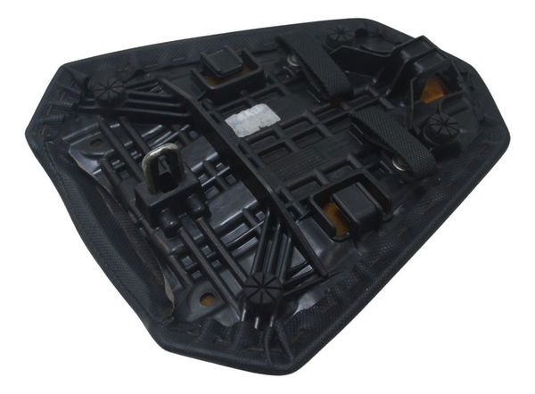Banco Traseiro Com Avaria Honda Cb 500 F 18-21 Original Preto Banco Traseiro Com Avaria Honda Cb 500 F 18-21 Original Preto