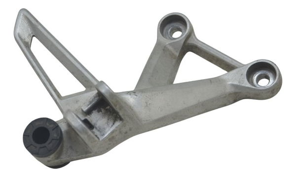 Suporte Pedaleira Traseira Dir Honda Cb 500 F 18-21 Original Suporte Pedaleira Traseira Dir Honda Cb 500 F 18-21 Original