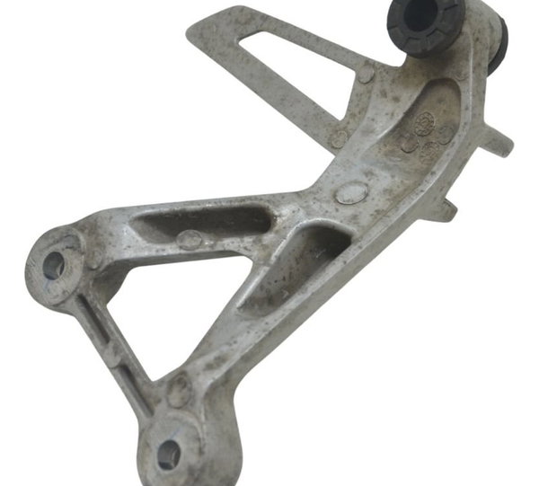 Suporte Pedaleira Traseira Dir Honda Cb 500 F 18-21 Original