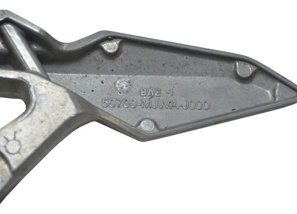 Suporte Pedaleira Dianteira Esquerda Honda Cb 500 F 18-21 Suporte Pedaleira Dianteira Esquerda Honda Cb 500 F 18-21